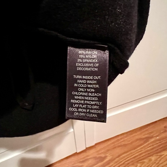 WHBM cropped cardigan - Picture 6 of 6